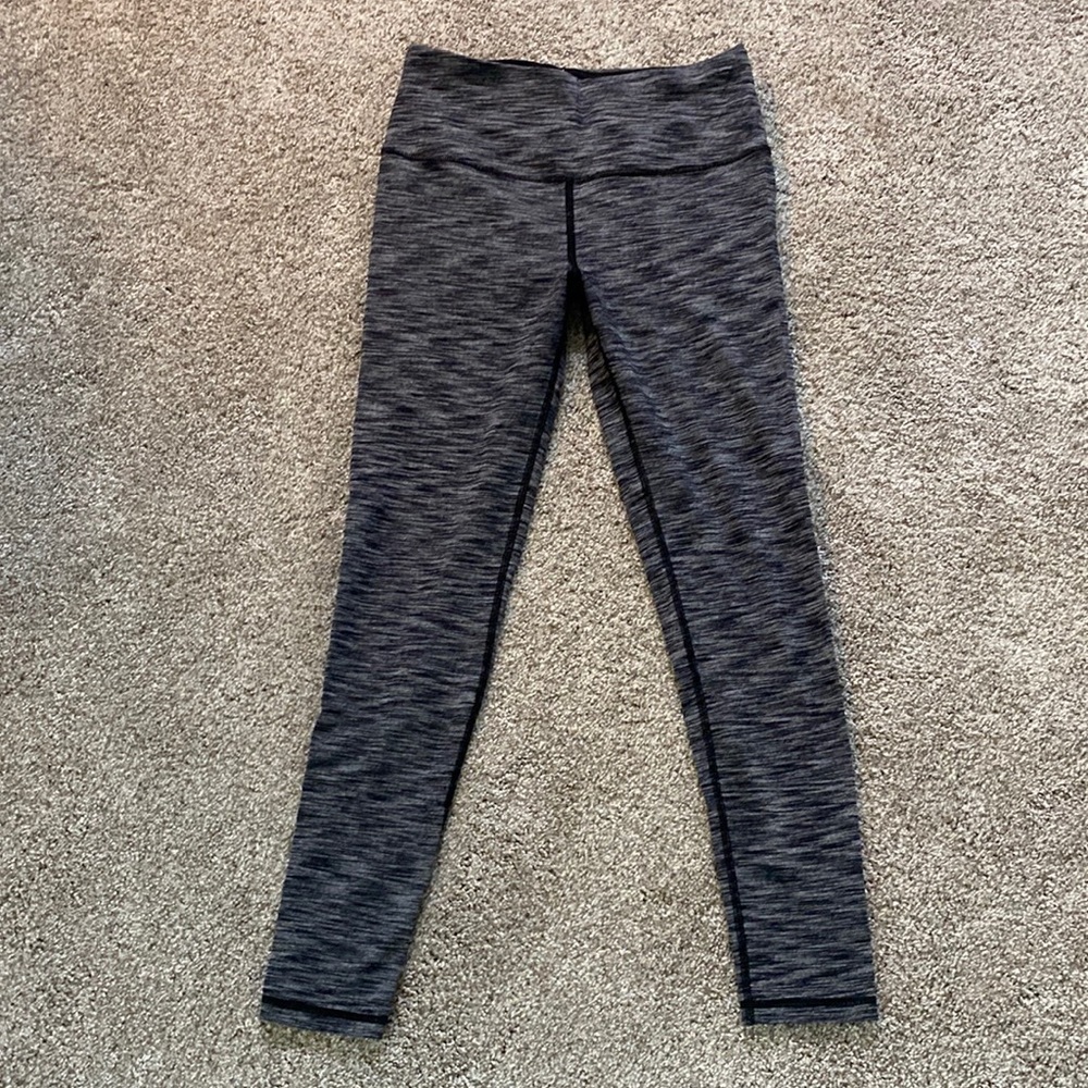 Knockout by Victoria’s Secret Sport Space Dye Gray and Black Leggings, GUC Sz M